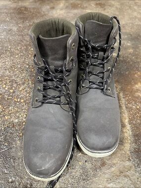 Mens boots